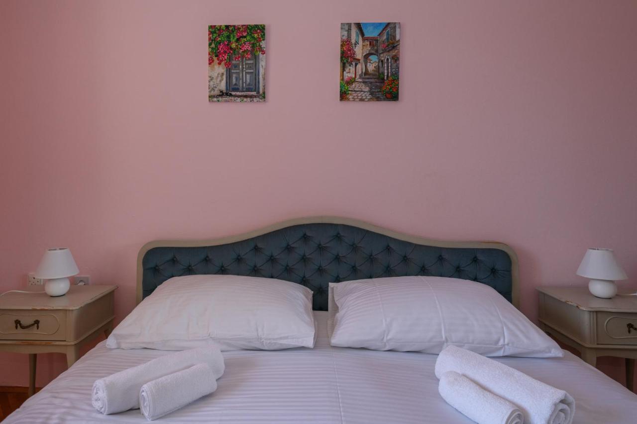 Apartment Rosehip Ragusa Esterno foto